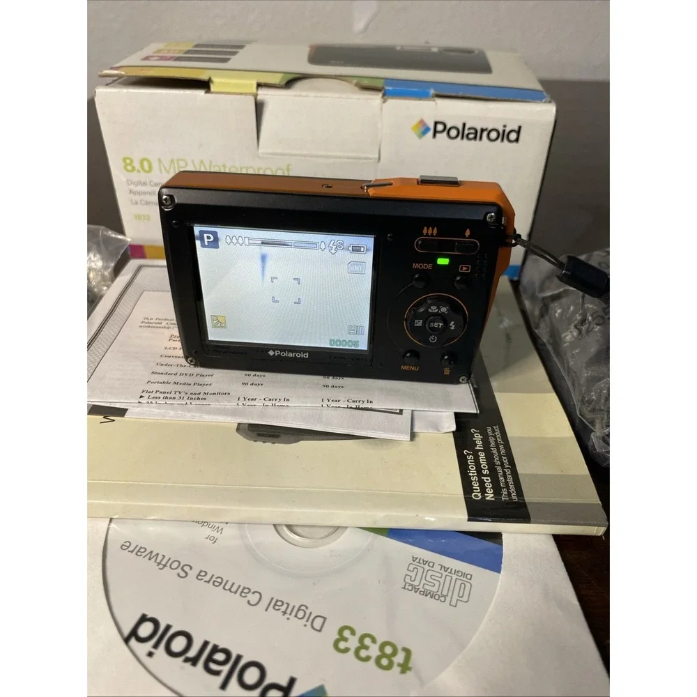 Polaroid T833 Digital Camera 8 Megapixels Waterproof